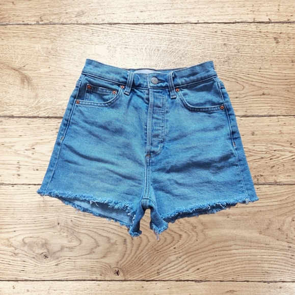 Denim Forum Aritzia Women's The '50s Arlo Short Hi-Rise Medium Wash Denim Shorts - Picture 5 of 16